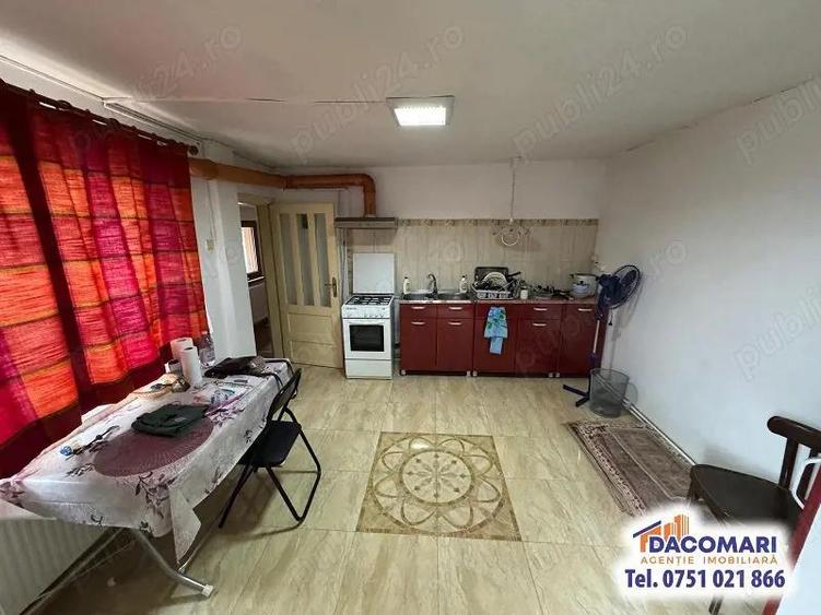 De vanzare casa zona Parc CFR - 1