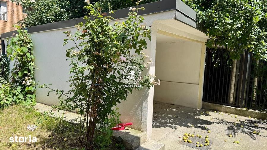 Casă cu 2 camere cu Teren 300 Mp în Central