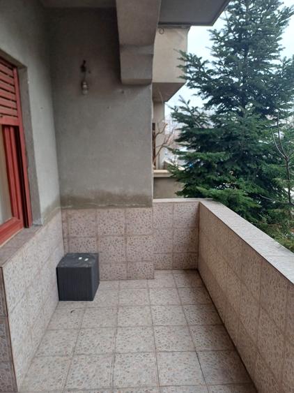 Muncii adiacent -Apartament in vila -140 mp - - 21