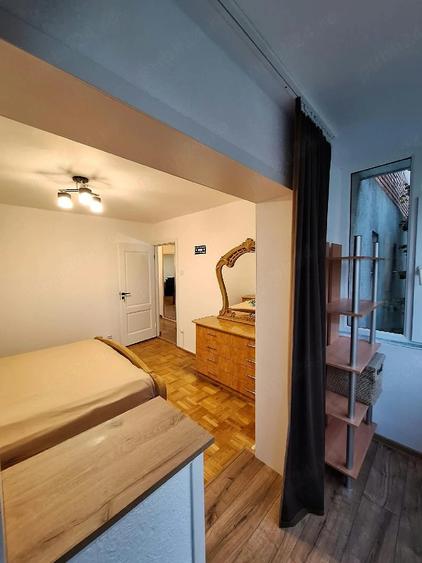 Apartament cu 2 camere decomandat în Micro 20
