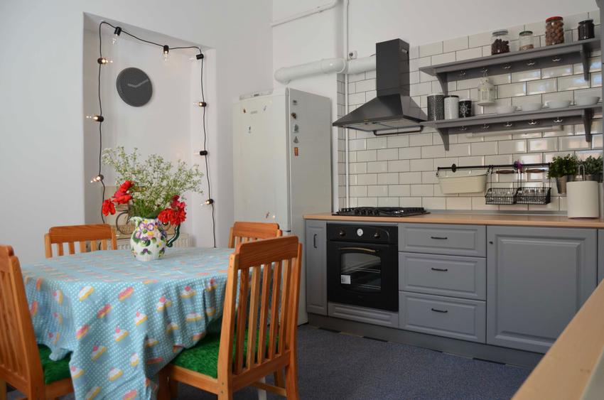 Apartament in casa, 4 camere, Central Brasov, zona deosebita - 6