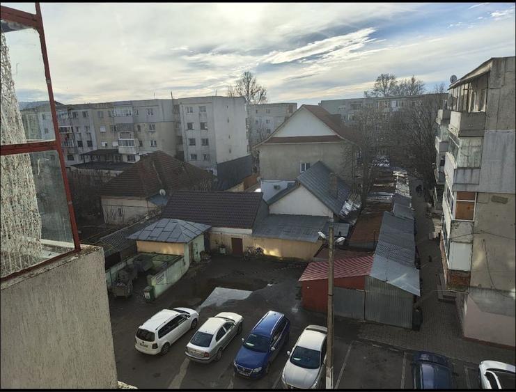 Apartament cu doua camere de vanzare - 2