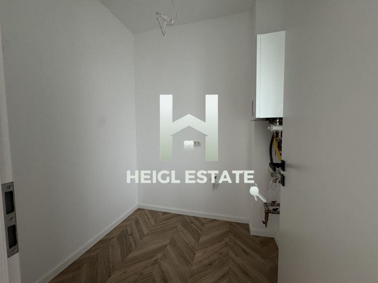 Duplex cu 5 camere cu Canalizare în Dumbrăvița