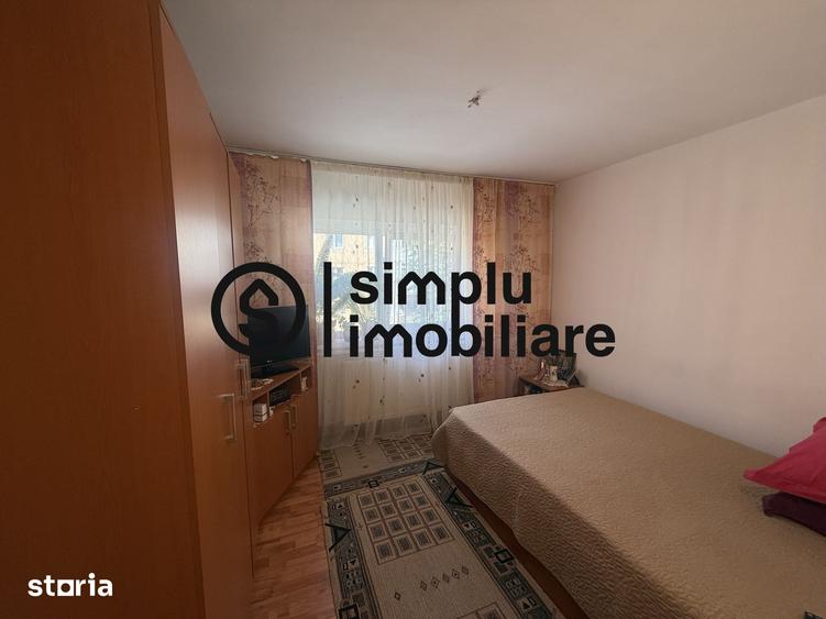 Apartament cu 2 camere decomandat în Craiovița Nouă