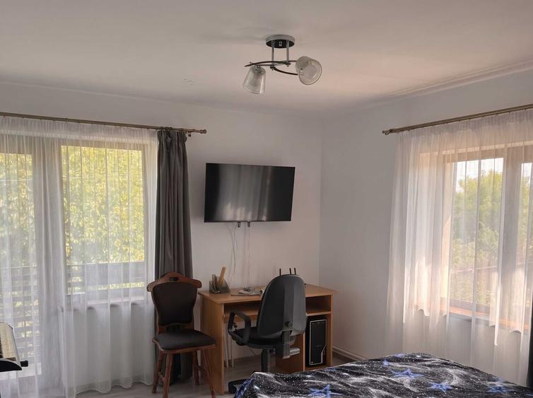 Casa P+1 mobilata, 4 dormitoare, curte 2.194 mp, oaza de liniste - 7