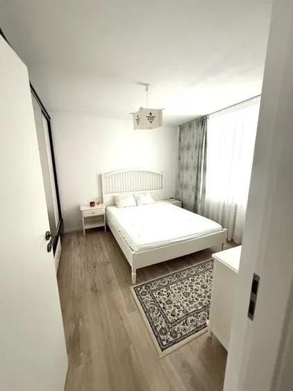 Apartament cu 3 camere decomandat, mobilat în Drumul Taberei
