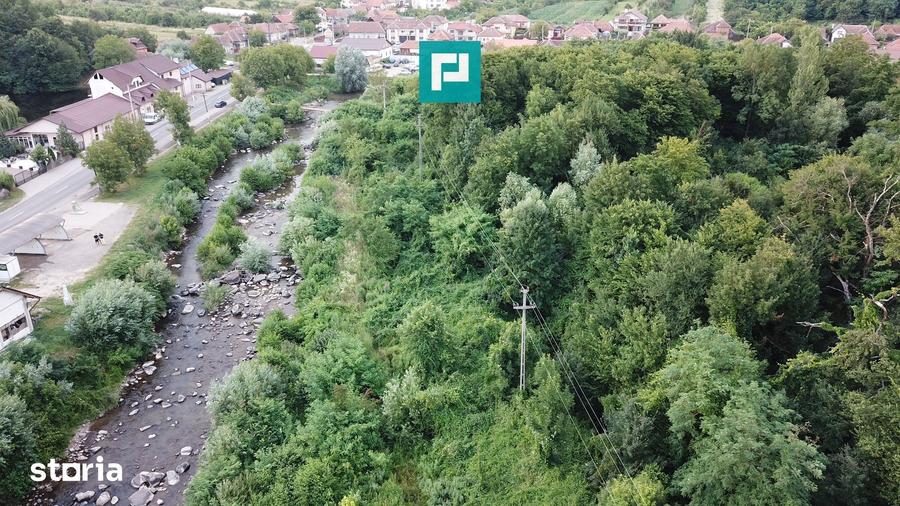 Teren de 13861 mp, în Central