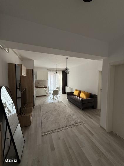 Apartament cu 2 camere în Tractorul