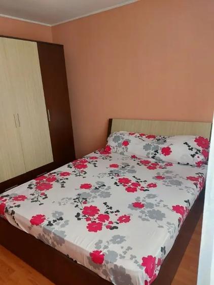 Apartament cu 2 camere în Micro 21