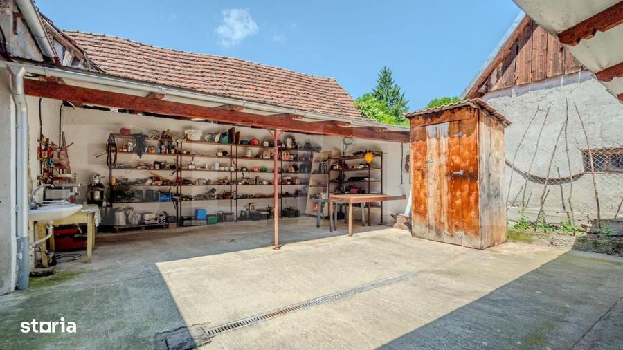 Casă cu 4 camere în Feldioara