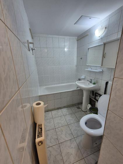Apartament cu 2 camere semidecomandat în Prelungirea Ferentari