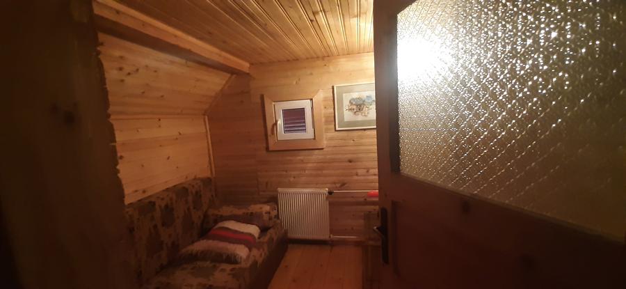 Casă cu 3 camere cu Canalizare în Satu Nou