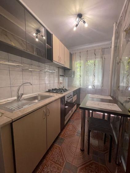 Apartament cu 2 camere decomandat în Brâncoveanu