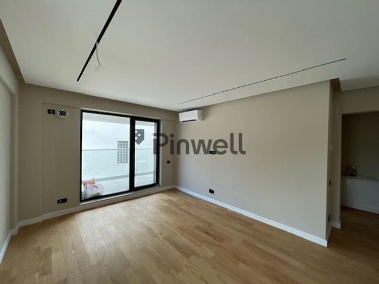 Apartament cu 4 camere decomandat în Decebal