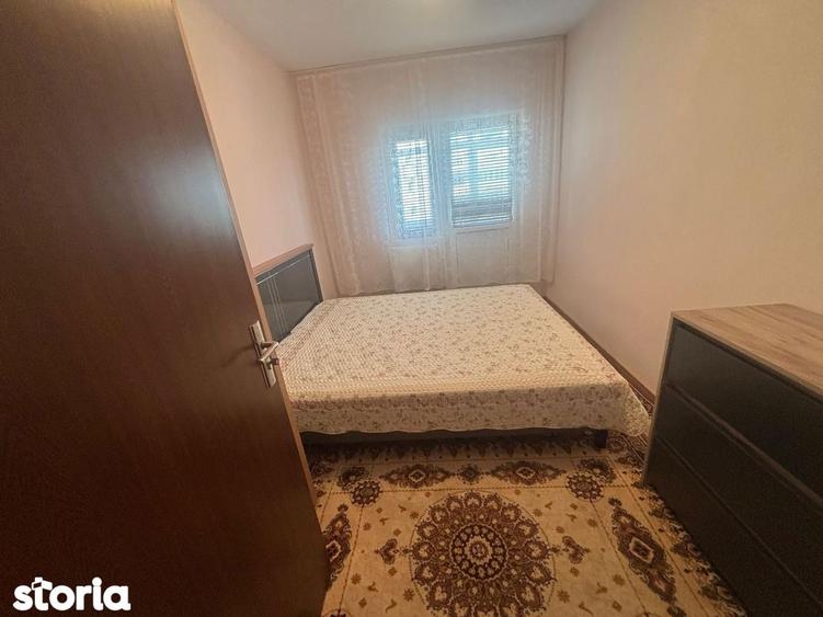 Apartament cu 3 camere decomandat, mobilat în Central