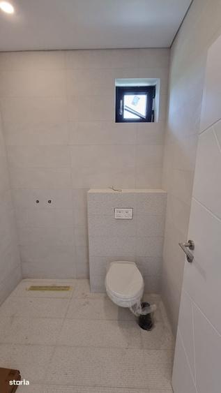 Casă cu 4 camere cu Teren 170 Mp în Central