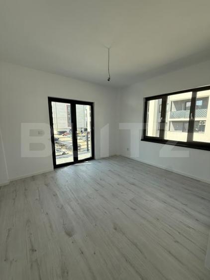 Apartament cu 3 camere decomandat în Vișani