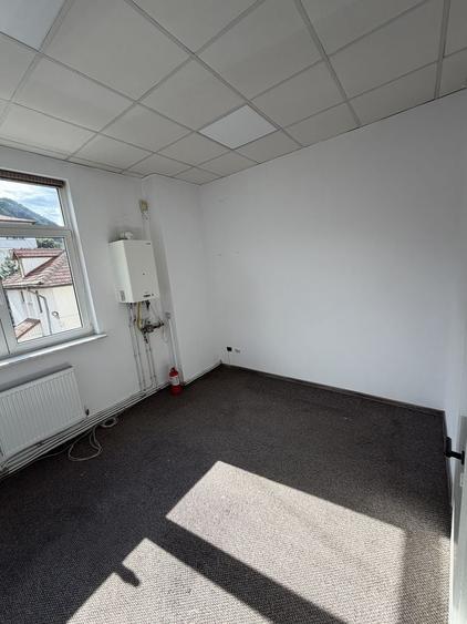 Spațiu comercial, de 56 mp, în Central