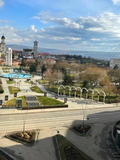 Apartament 3 camere, 70 mp, zona Cetate - 8