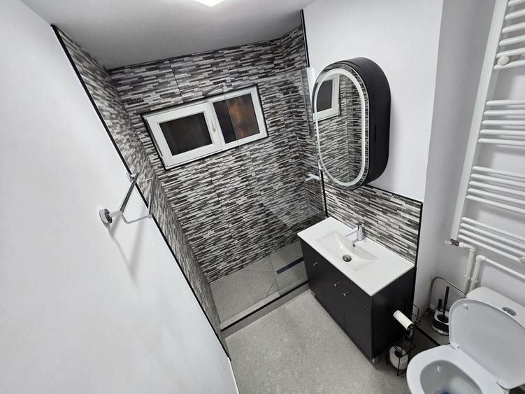Proprietar! Inchiriez apartament cu doua camere - 13