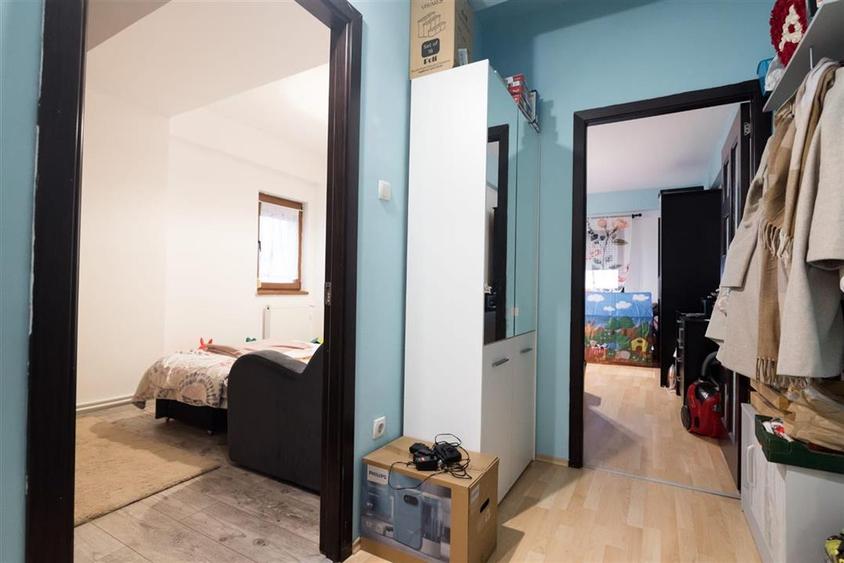 RECO Apartament de vanzare 3 camere in Paleu - 2