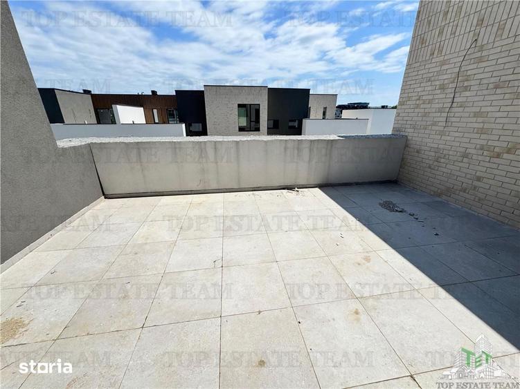 Vila de vanzare in Pipera, Nordul Bucurestiului | Curte privata, teras - 20