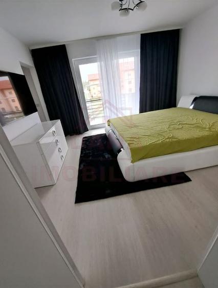 VILĂ TIP TRIPLEX/ LA CHEIE/ &Icirc;N CARANSEBEȘ/,JUD.C-S COMISION 0% - 18