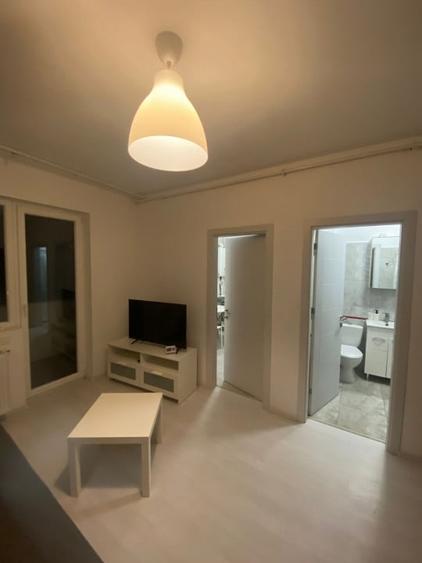 Inchiriere Garsoniera Decomandata Militari Residence - 12