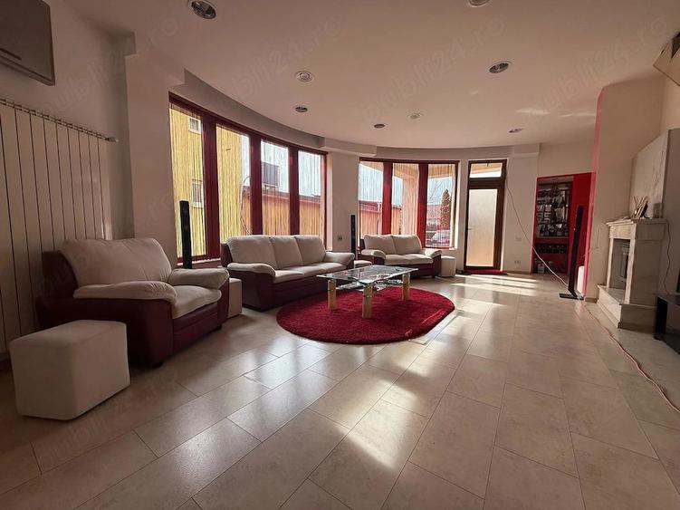 Casă cu 4 camere cu Teren 760 Mp în Central