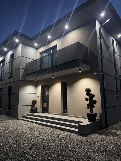 Casa de vanzare ultramoderna - 1