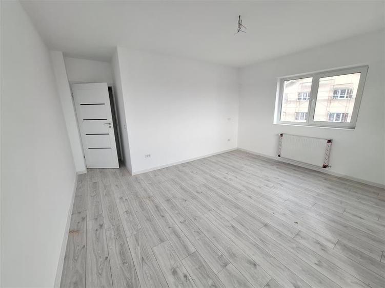 Apartament 1 camera de vanzare in Iasi, Galata, 45,12 mp, baie cu geam - 5