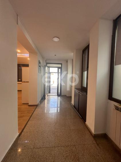 Spațiu comercial, de 220 mp, în Ultracentral