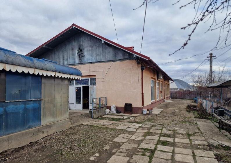 Se ofera spre vanzare / inchiriere cladire cu spa?iu... - 17