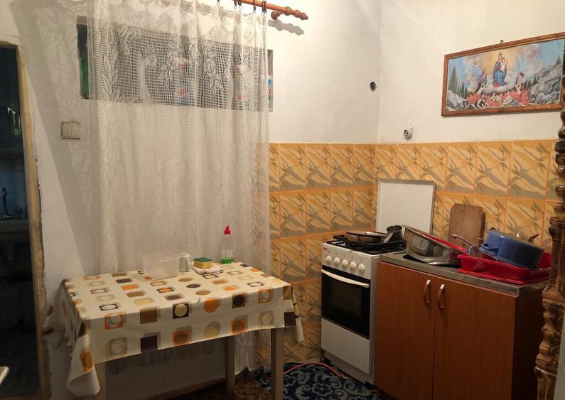 Vand casa, teren 2700 mp, com. GROJDIBODU, jud. OLT - 4