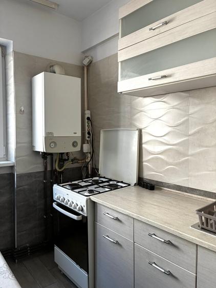 Ap. 2 camere, etaj 2/4, mobilat și utilat complet - 10