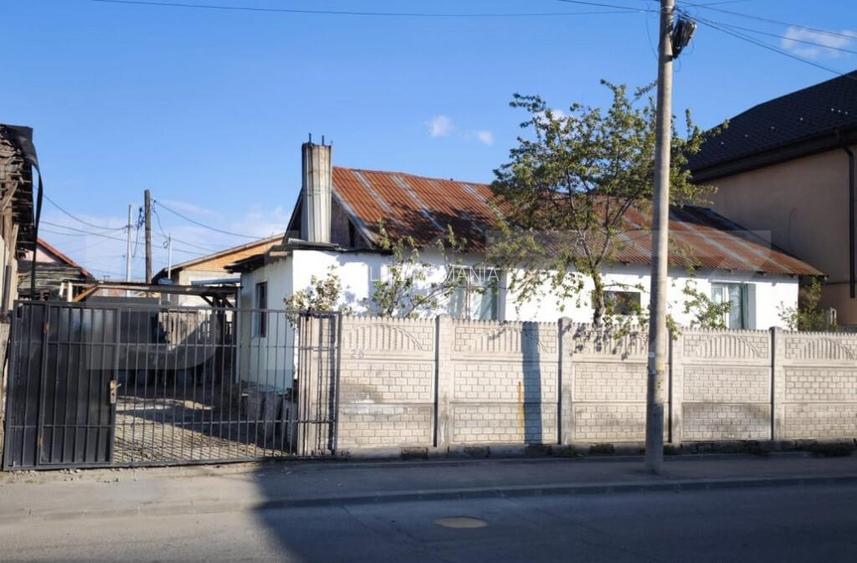 Casa parter 70 mp utili si 185 mp teren stradal, zona Ambasa