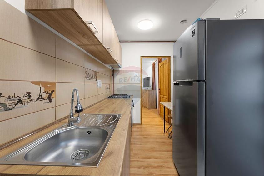 Apartament la casa cu 3 camere intr-o zona centrala - 6