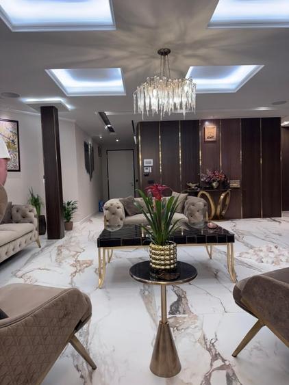 Penthouse futurist situat in Mamaia Nord - 13