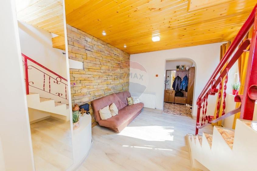 Proprietate rezidențială de vanzare Strada 9 Mai - 7