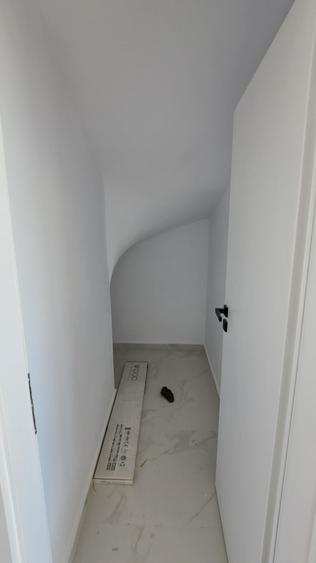 VILE 5/6 CAMERE CU SUPRAFATA GENEROASA IN COMPLEX REZIDENTIAL CU CIRCUIT INCHIS - 34