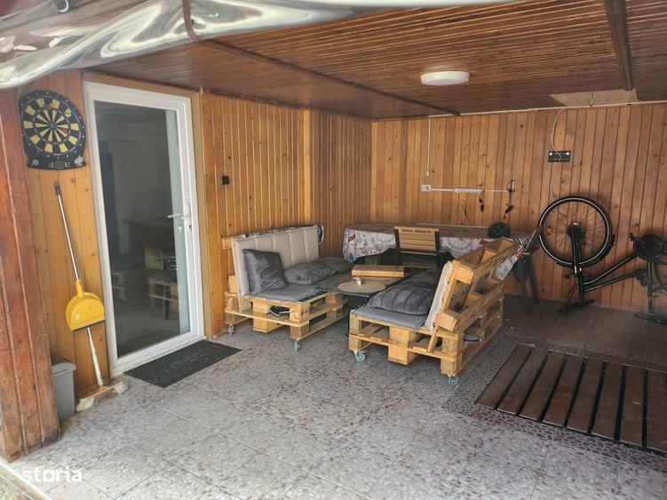 Casa rezidentiala cu 9 camere, amplasare centrala - 20