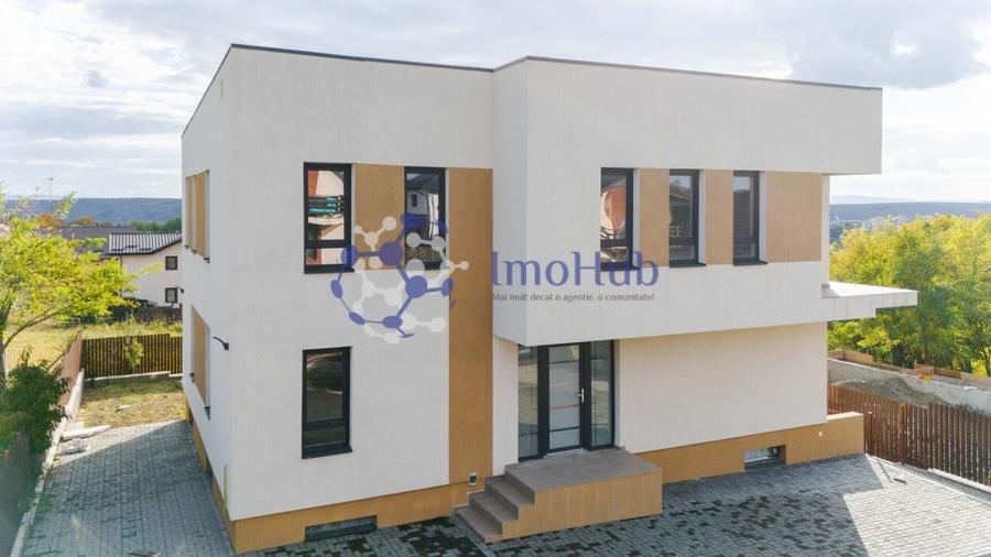 Ocazie rara! Locuinta noua multifunctionala, 303 mp, teren 450 mp - 1