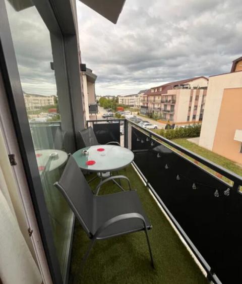 Apartament 3 camere, decomandat - zona Tractorul - 8