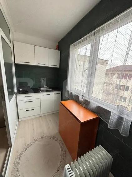 Garsonieră semidecomandată, mobilată în Central