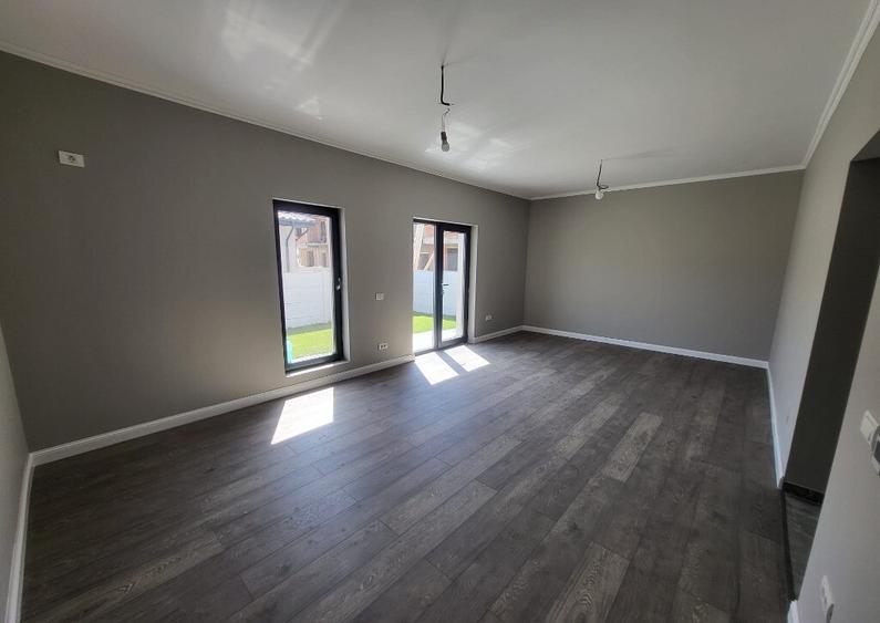 Singulara pe parter | placa de beton | 525mp teren | garaj - 36