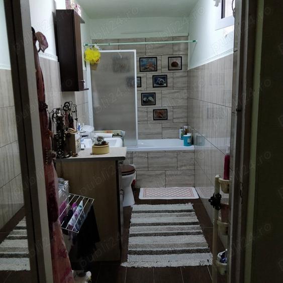 Direct proprietar, vand apartament la casa zona reziden?iala - 4