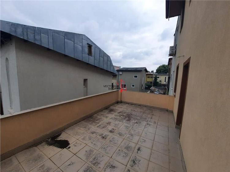 Vila 2 etaje, curte generoasa Vatra Luminoasa - 12