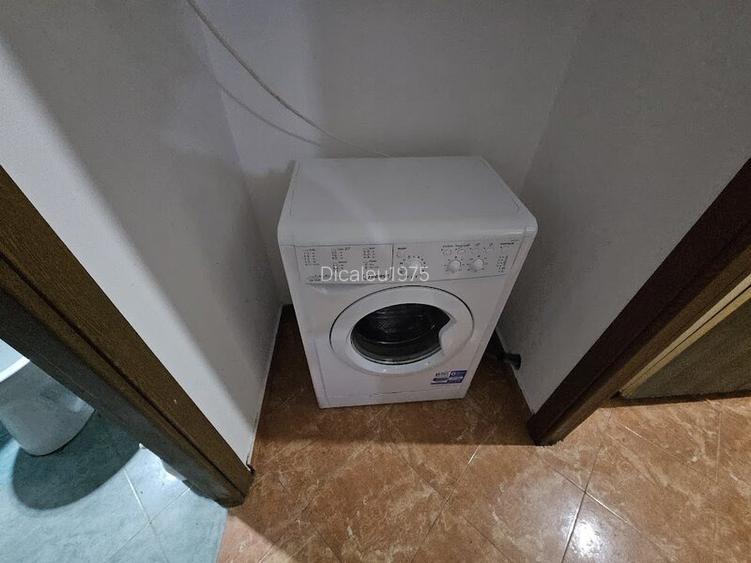 Vanzare 2 camere 54000E 0721335949Drumul Taberei Mall Plaza Piata Moghioros Vanzare 2 camere 54000E 0721335949Drumul Taberei Mall Plaza Piata Moghioros