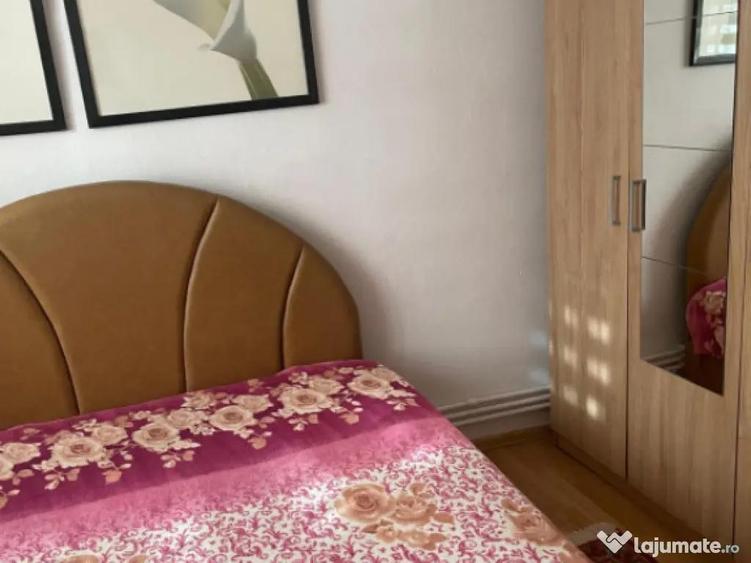 VEST- APARTAMENT 2 CAMERE ,CENTRALA GAZ, ETAJ 1 - 2