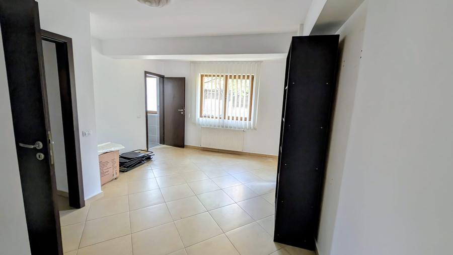 Bloc S+P+2E+M stradal,13 apt/birouri,instit.invatamant,airb&b,comerciale,clinica - 32